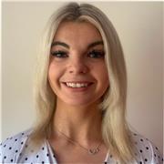 Native English Speaker with a BA in English and Post Grad in primary teaching